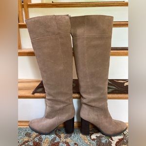 Nine West Taupe Vengeance boot, size 8